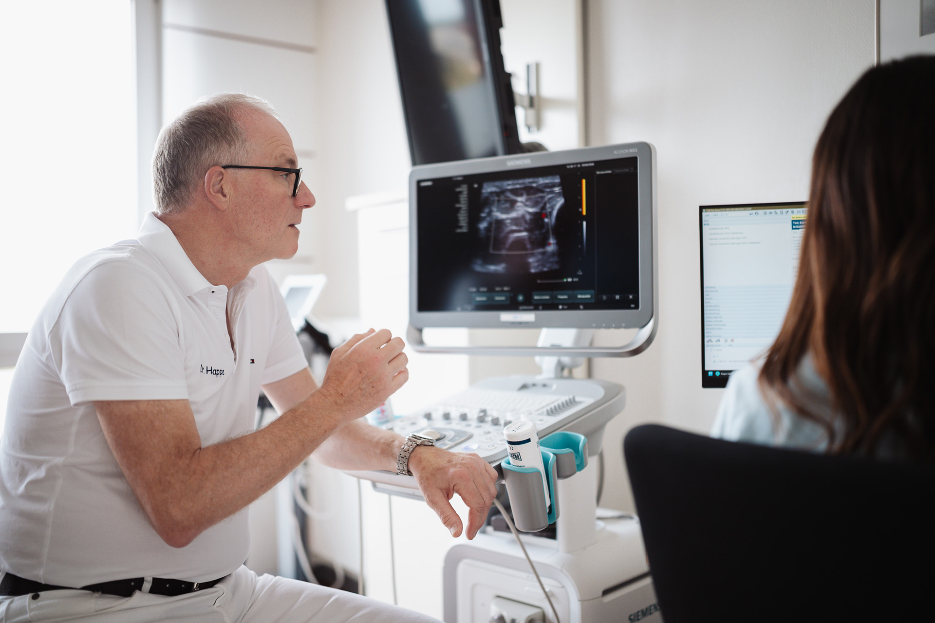 Ultraschalldiagnose - Schonende Untersuchung von Muskeln und Gelenken